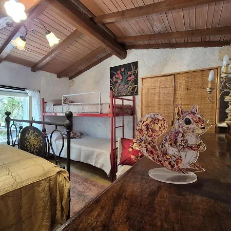 Lo Scoiattolo Felice Dağ evi Casoli (Tuscany)